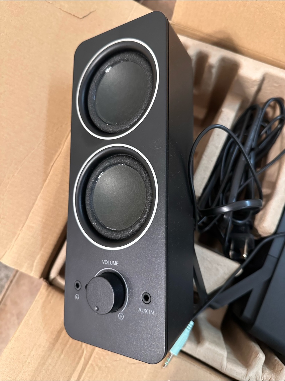 Compact Black Desktop Speaker with Aux Input and Volume Control